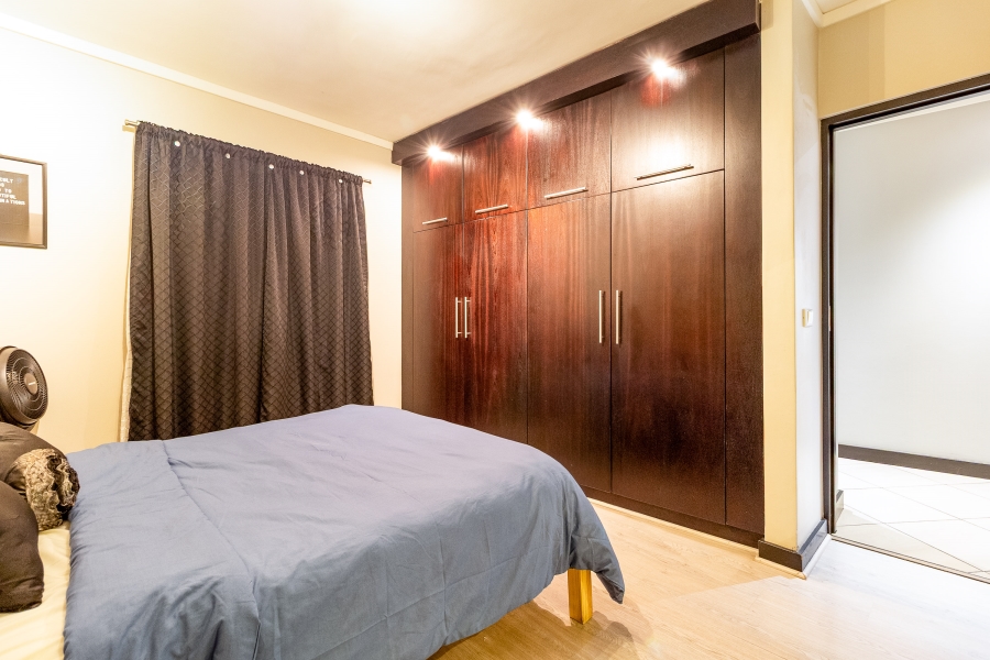1 Bedroom Property for Sale in Cape Town City Centre Western Cape